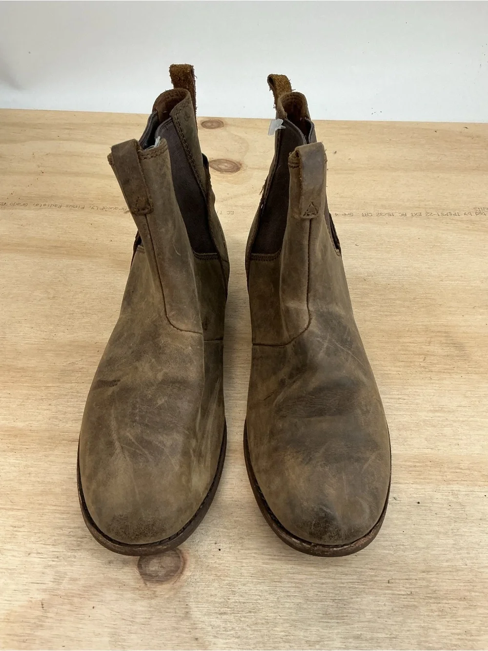 Brown Chelsea Durable Leather Boots Size 8.5